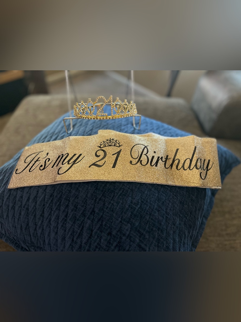 Party City Gold Glitter 21st Birthday Tiara & Sash